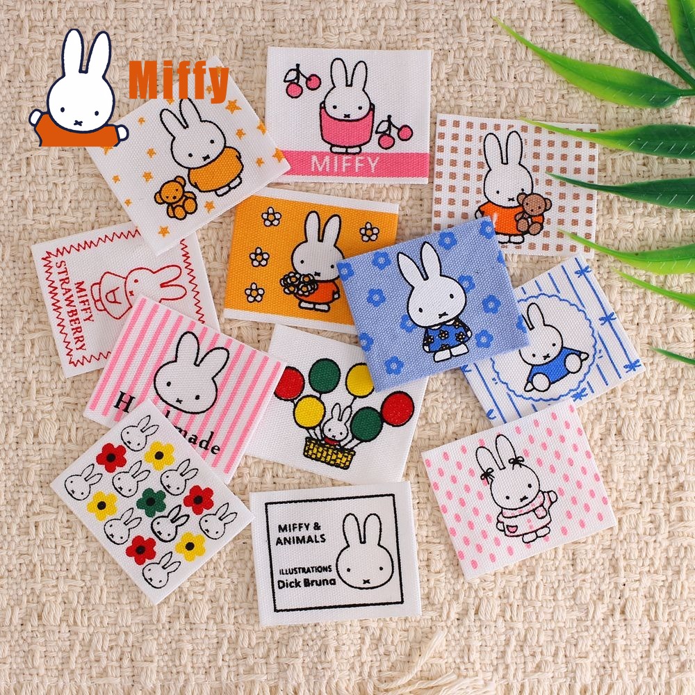 แผ่นผ้าปักลายมิฟฟี่น่ารัก รูปก - Embellishments For Scrapbooking บทวิจารณ์และราคา