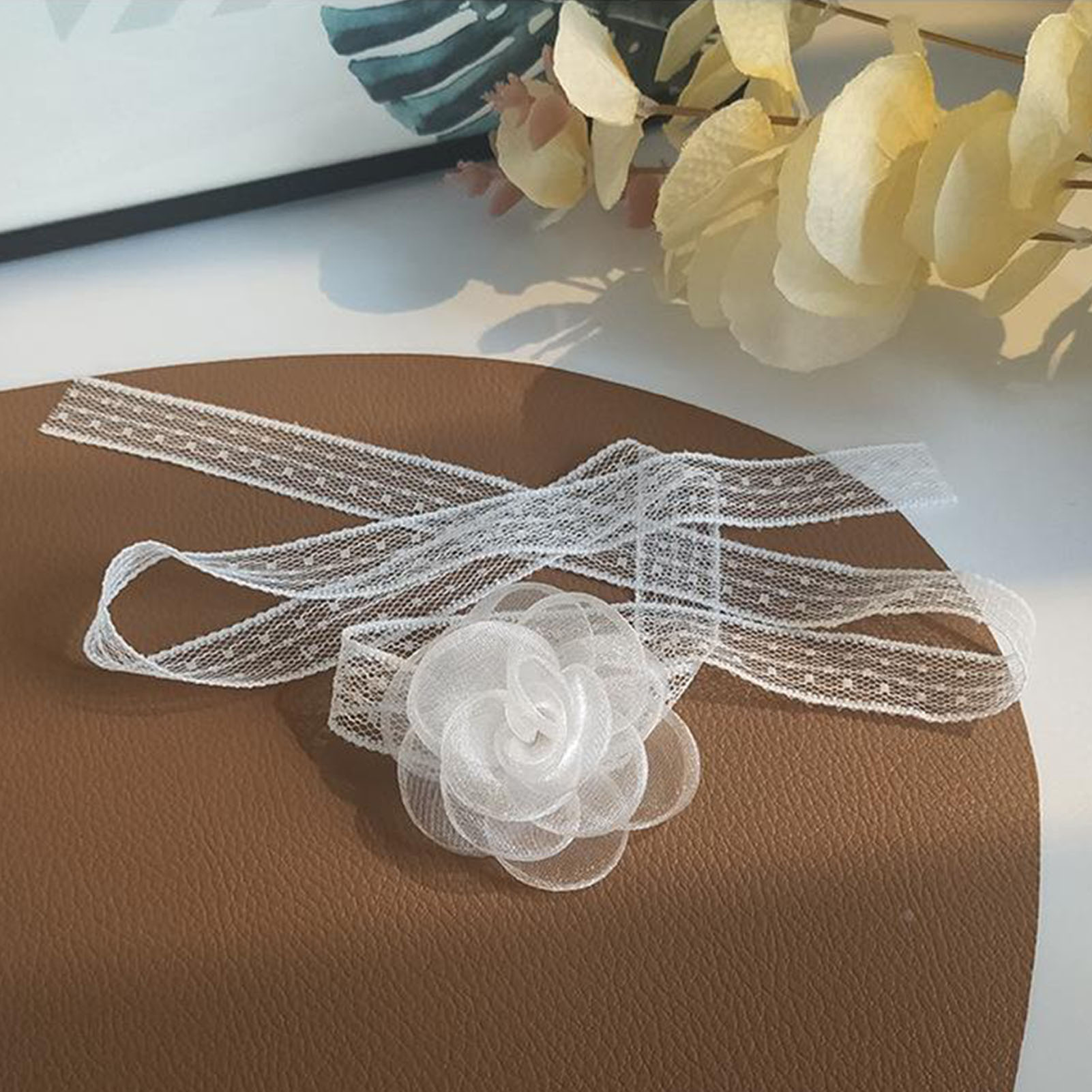 ที่คาดผมผูกโบว์ลูกไม้ประดับดอก - Lace Ribbon Trim บทวิจารณ์และราคา